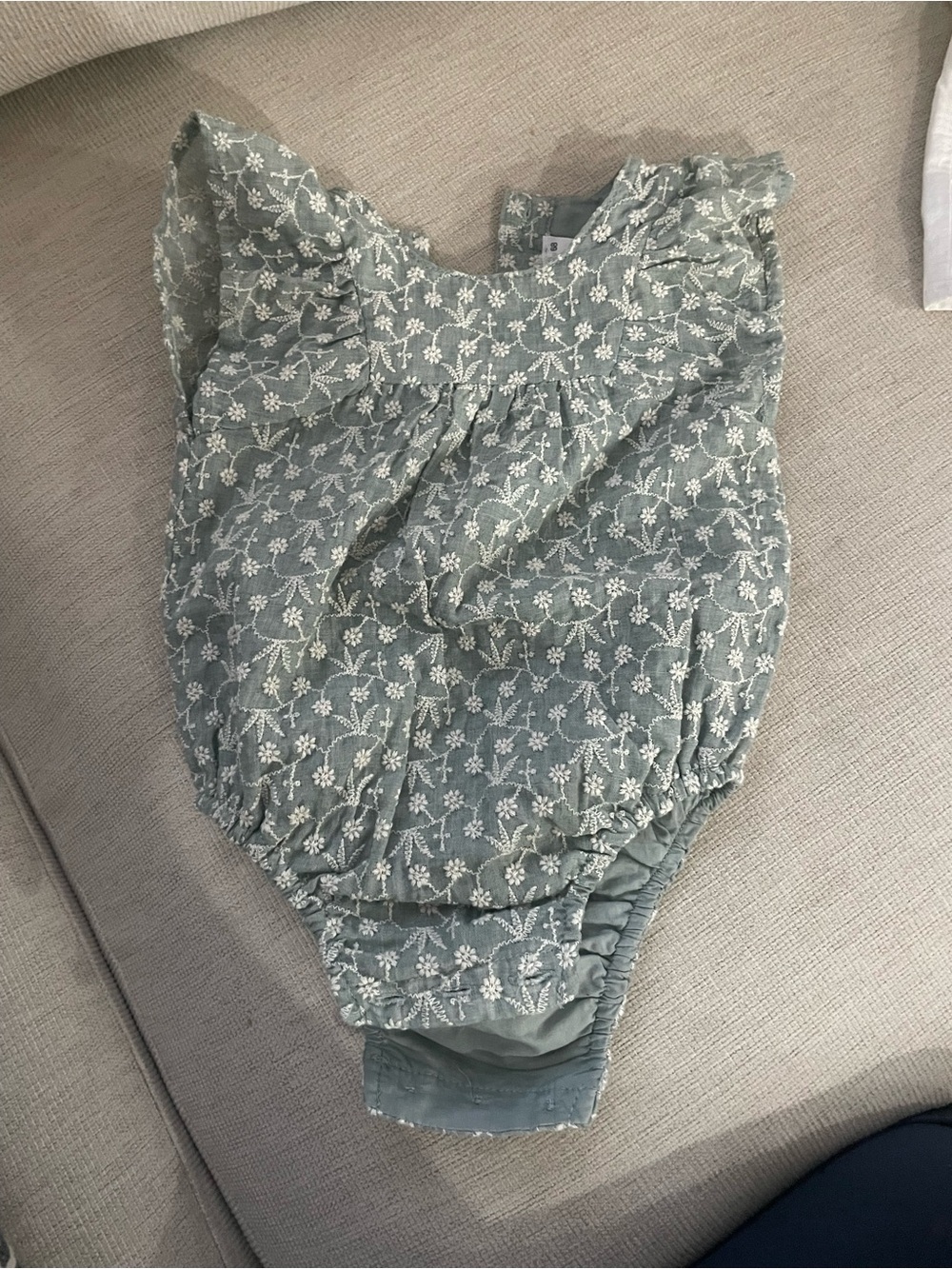 Zara Light Sage green Embroidered Floral Baby Romper 3-6 months